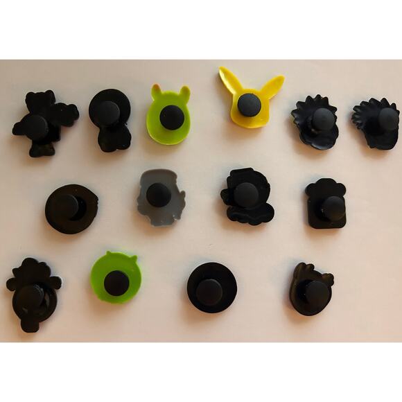 Unknown Brand Children's Variety of Shoe Charms - Picture 2 of 2